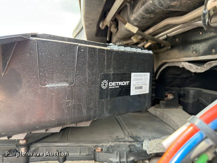 image for item FK3090 2019 Freightliner Cascadia semi truck
