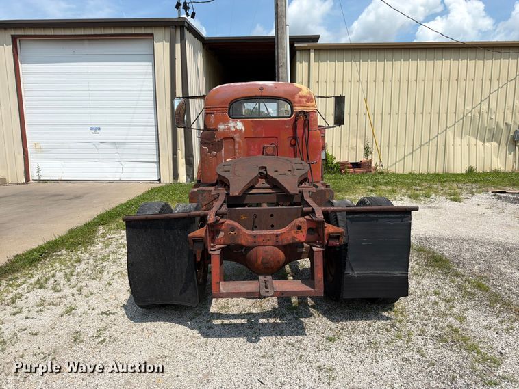 image for item FK3091 1942 Mack  B42 semi truck