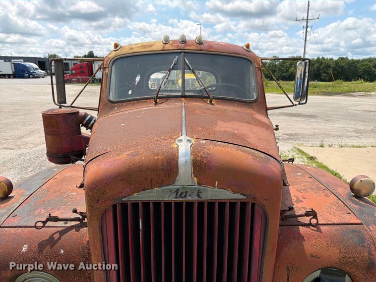 image for item FK3091 1942 Mack  B42 semi truck