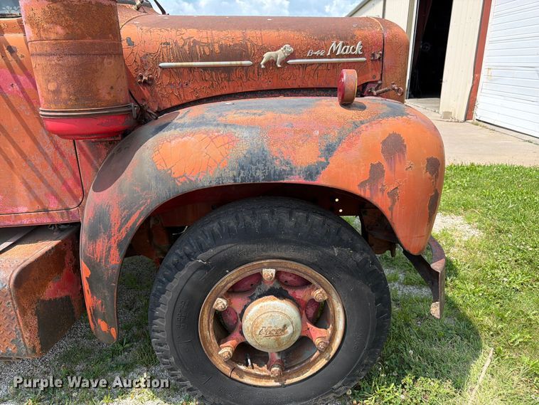 image for item FK3091 1942 Mack  B42 semi truck