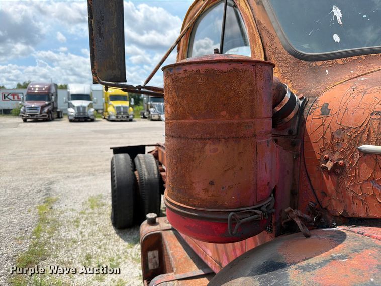 image for item FK3091 1942 Mack  B42 semi truck