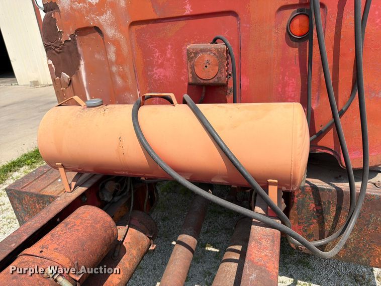 image for item FK3091 1942 Mack  B42 semi truck