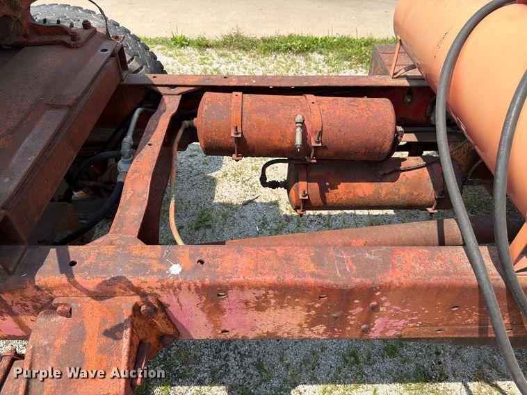 image for item FK3091 1942 Mack  B42 semi truck