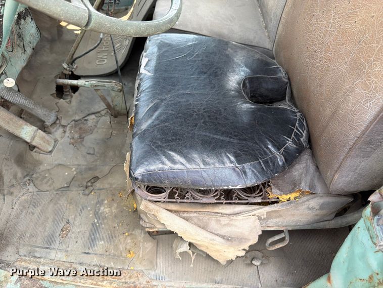 image for item FK3091 1942 Mack  B42 semi truck