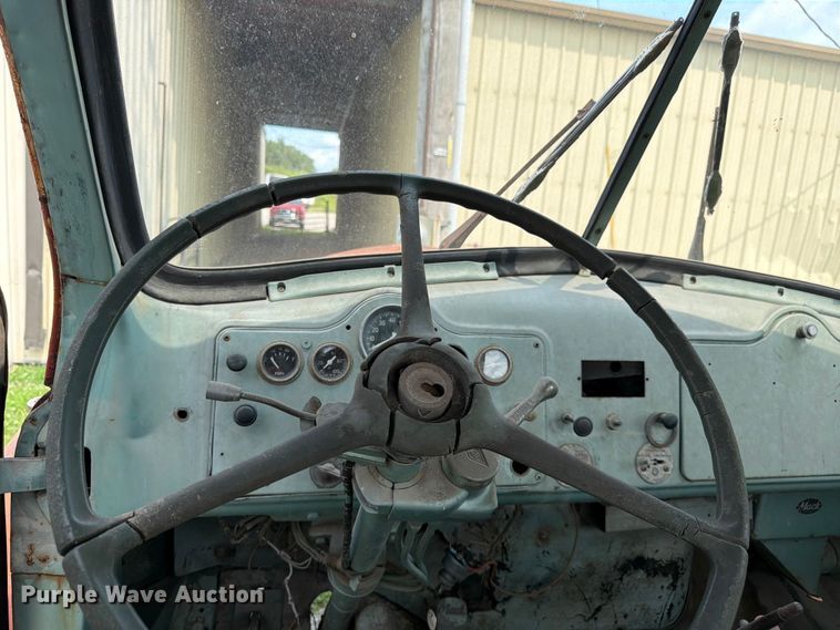 image for item FK3091 1942 Mack  B42 semi truck