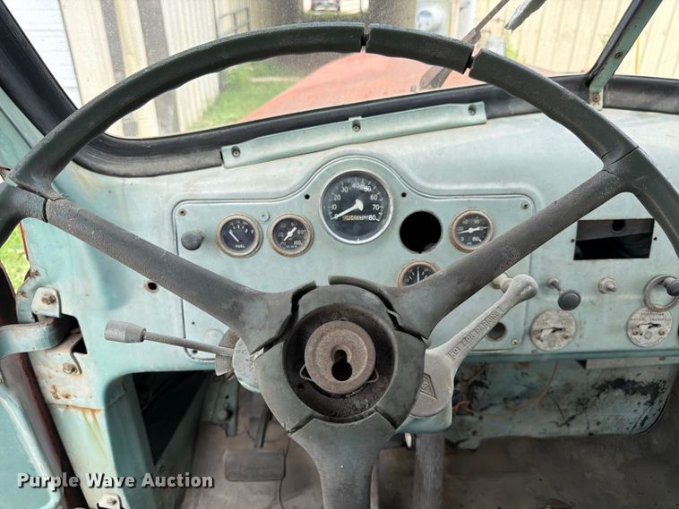 image for item FK3091 1942 Mack  B42 semi truck