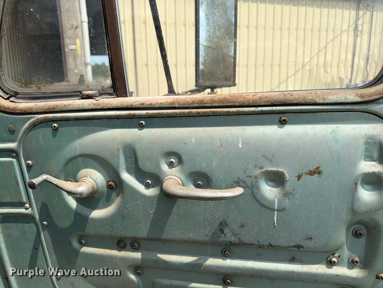image for item FK3091 1942 Mack  B42 semi truck
