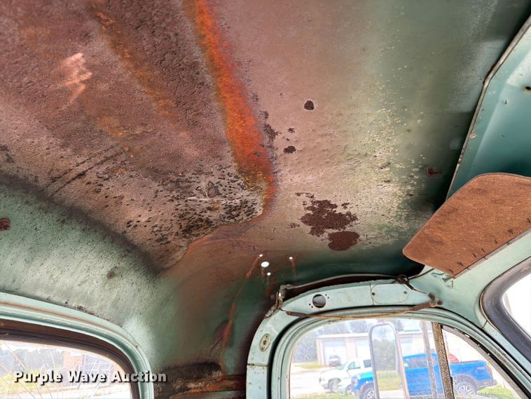 image for item FK3091 1942 Mack  B42 semi truck