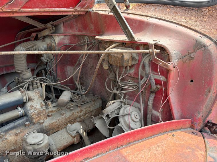 image for item FK3091 1942 Mack  B42 semi truck