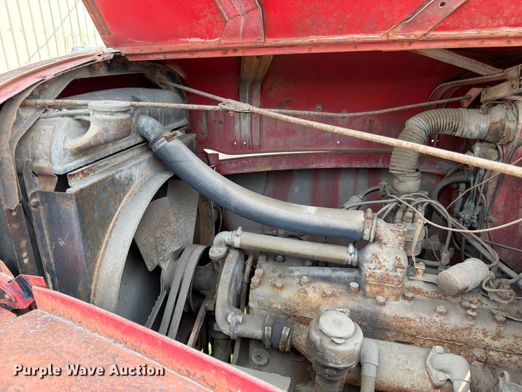 image for item FK3091 1942 Mack  B42 semi truck