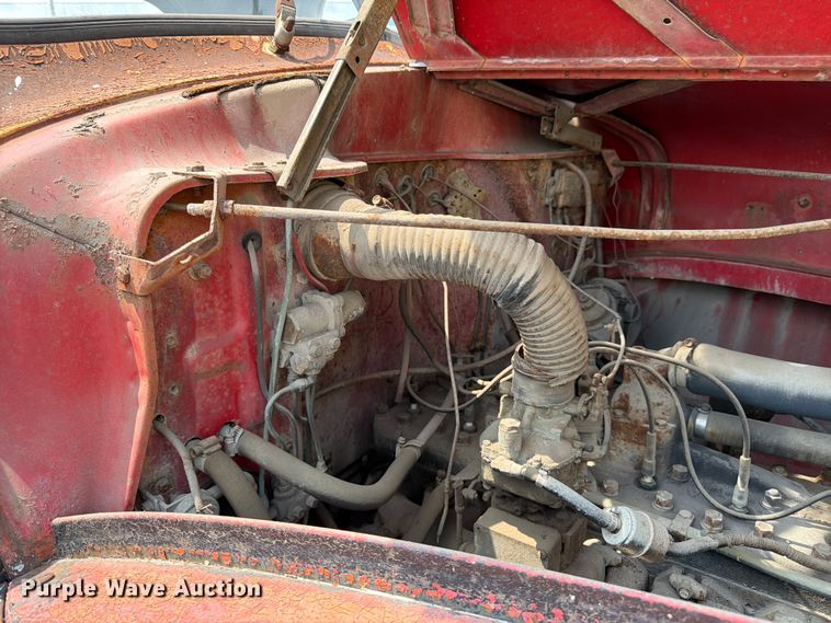 image for item FK3091 1942 Mack  B42 semi truck