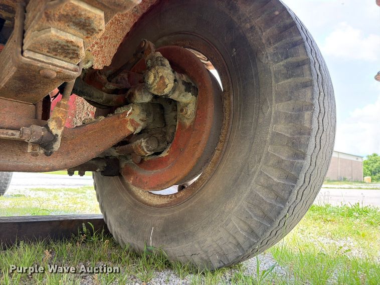 image for item FK3091 1942 Mack  B42 semi truck