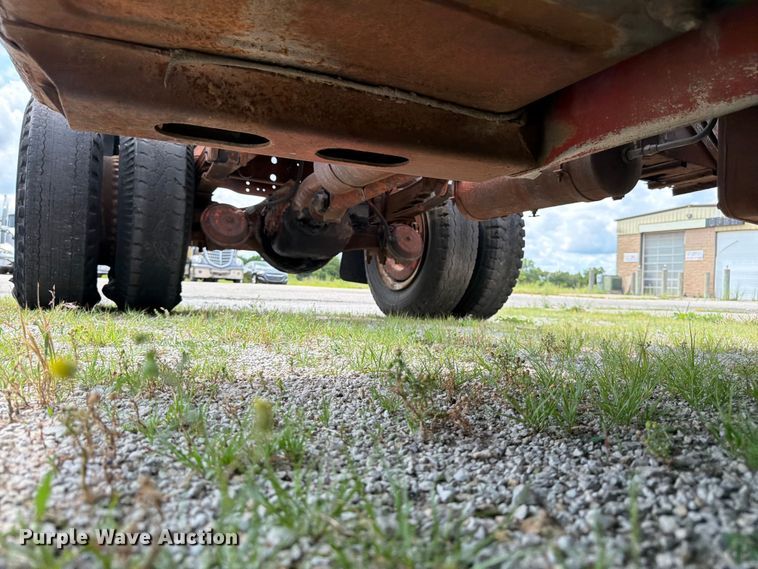 image for item FK3091 1942 Mack  B42 semi truck