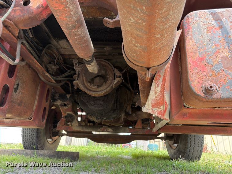 image for item FK3091 1942 Mack  B42 semi truck