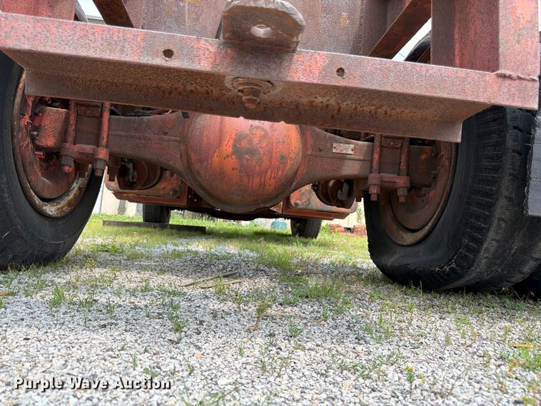 image for item FK3091 1942 Mack  B42 semi truck