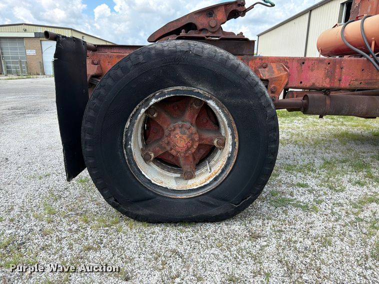 image for item FK3091 1942 Mack  B42 semi truck