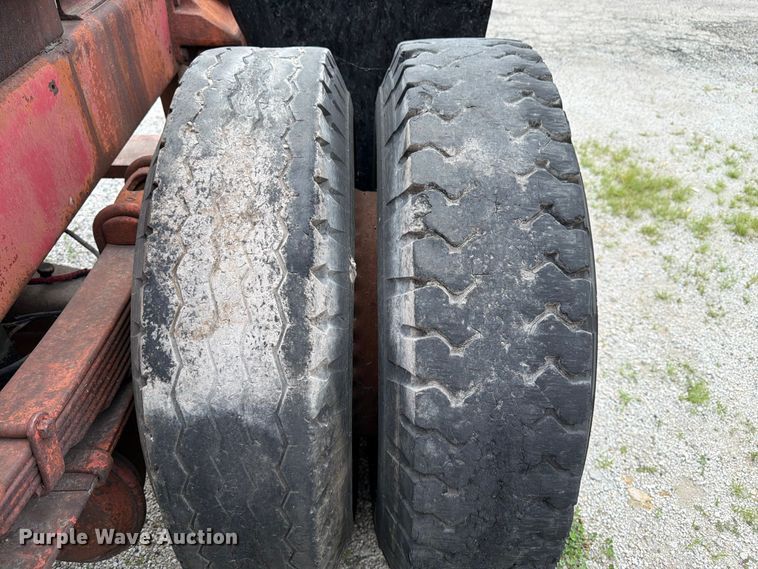 image for item FK3091 1942 Mack  B42 semi truck