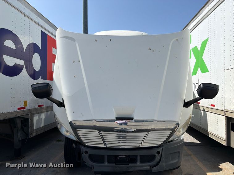 image for item FK3110 2016 Freightliner Cascadia semi truck
