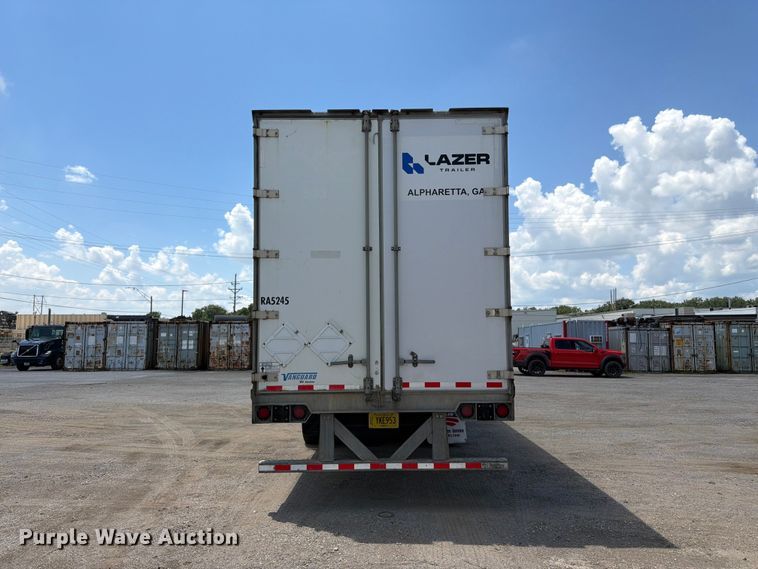 image for item FK3146 2015 Vanguard dry van trailer