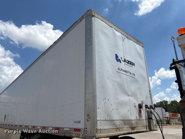 image for item FK3146 2015 Vanguard dry van trailer