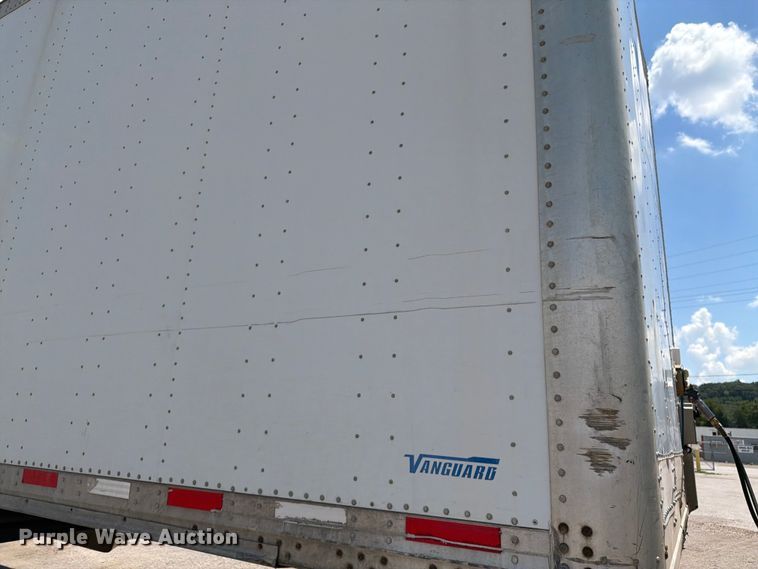 image for item FK3146 2015 Vanguard dry van trailer