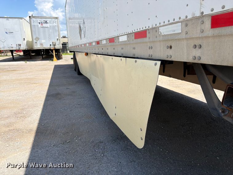 image for item FK3146 2015 Vanguard dry van trailer