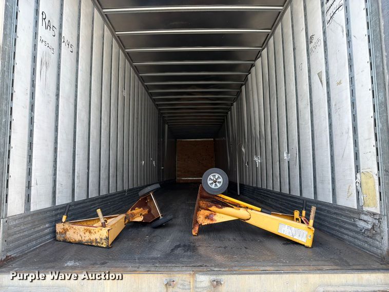 image for item FK3146 2015 Vanguard dry van trailer