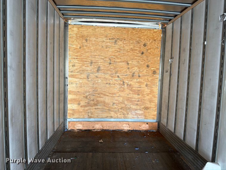 image for item FK3146 2015 Vanguard dry van trailer