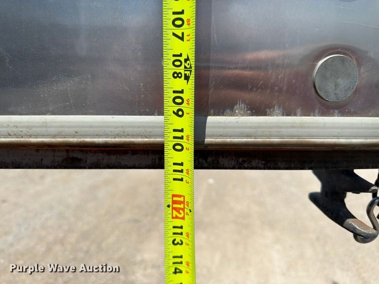 image for item FK3146 2015 Vanguard dry van trailer