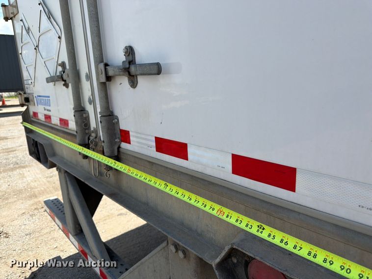 image for item FK3146 2015 Vanguard dry van trailer
