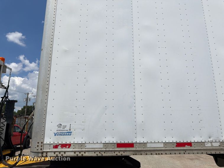 image for item FK3146 2015 Vanguard dry van trailer