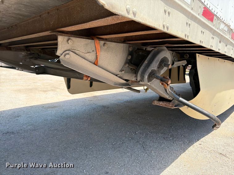 image for item FK3146 2015 Vanguard dry van trailer