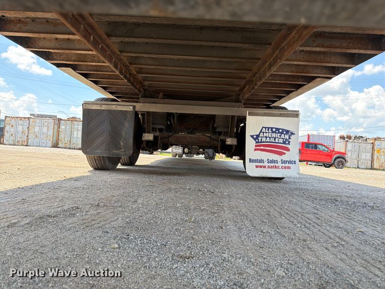 image for item FK3146 2015 Vanguard dry van trailer