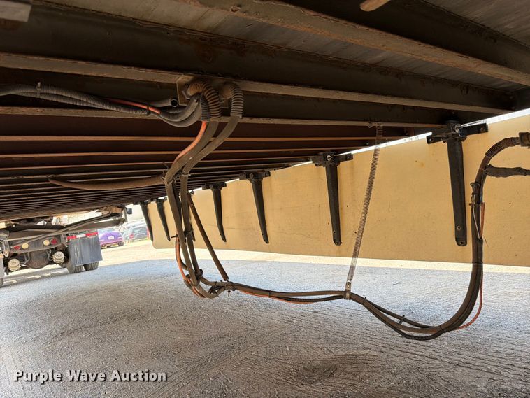 image for item FK3146 2015 Vanguard dry van trailer
