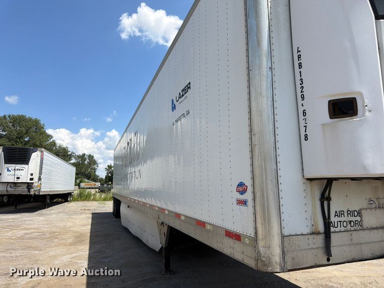 image for item FK3147 2013 Utility refrigerated van trailer