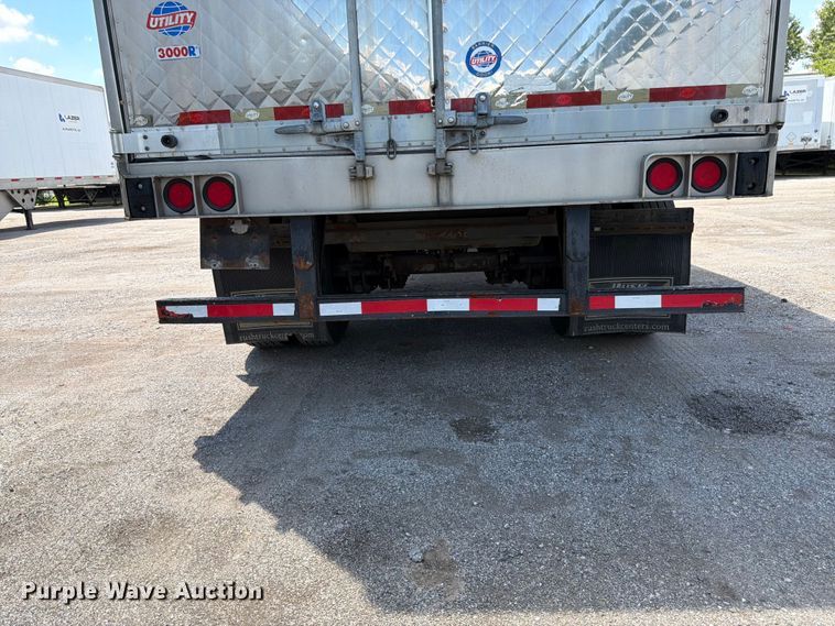 image for item FK3147 2013 Utility refrigerated van trailer