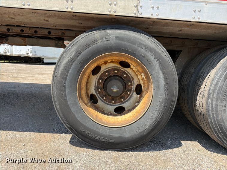 image for item FK3147 2013 Utility refrigerated van trailer