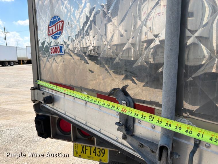 image for item FK3148 2013 Utility refrigerated van trailer