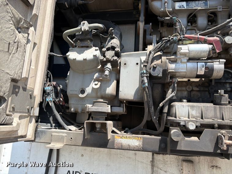image for item FK3148 2013 Utility refrigerated van trailer