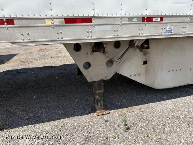 image for item FK3149 2013 Utility VS2RA refrigerated van trailer
