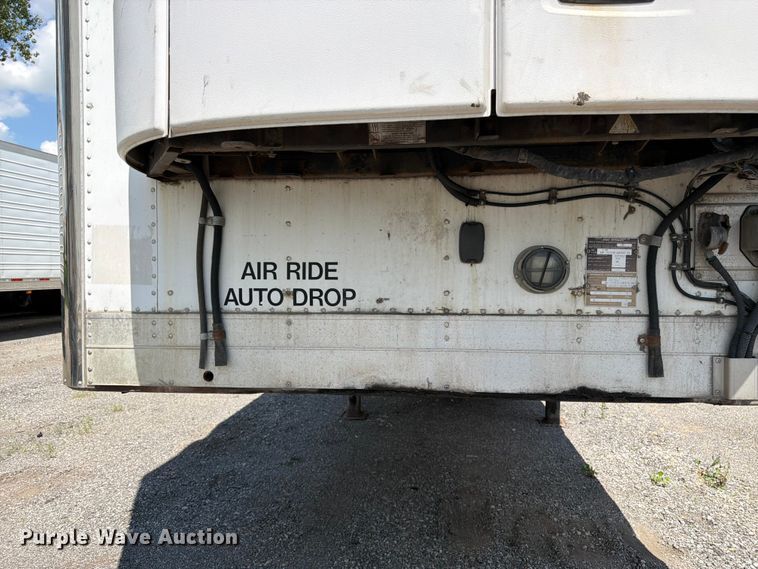 image for item FK3149 2013 Utility VS2RA refrigerated van trailer