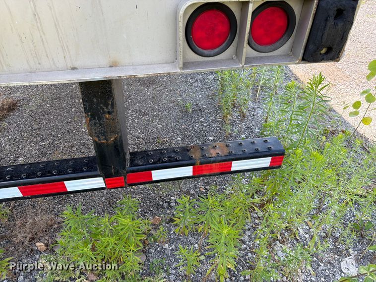 image for item FK3149 2013 Utility VS2RA refrigerated van trailer
