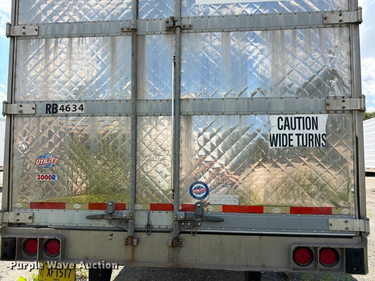 image for item FK3149 2013 Utility VS2RA refrigerated van trailer