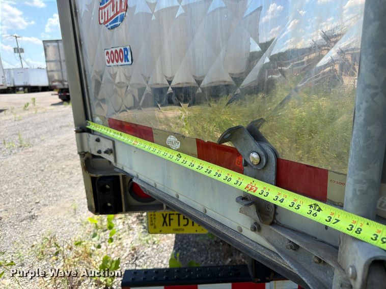image for item FK3149 2013 Utility VS2RA refrigerated van trailer