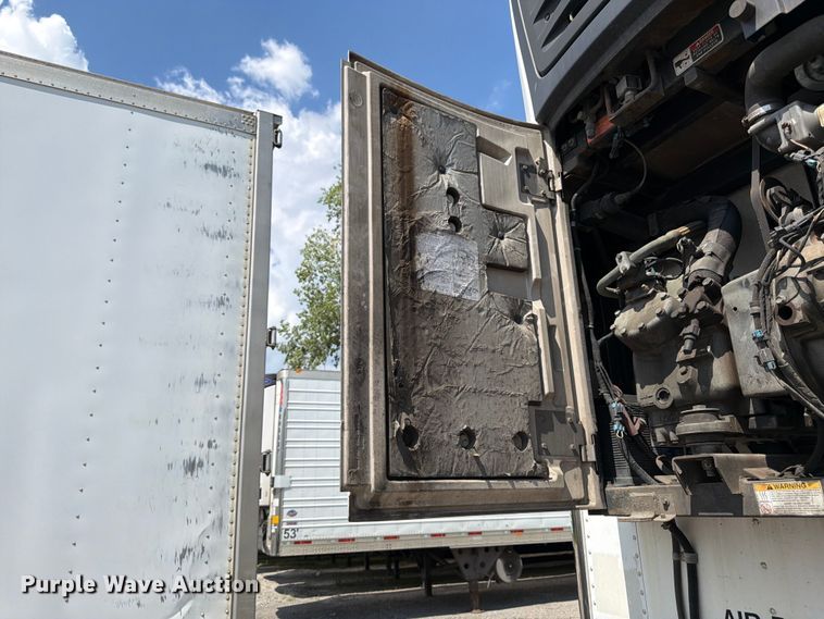 image for item FK3149 2013 Utility VS2RA refrigerated van trailer