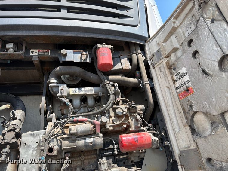 image for item FK3149 2013 Utility VS2RA refrigerated van trailer
