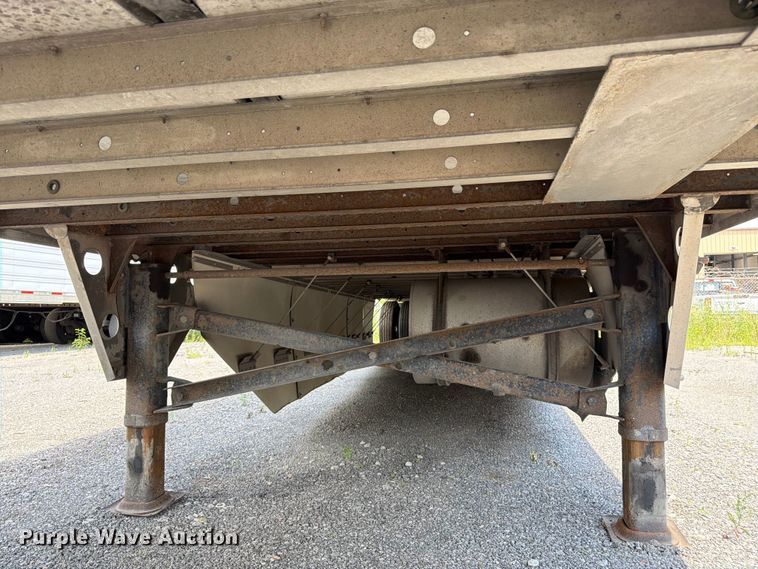 image for item FK3149 2013 Utility VS2RA refrigerated van trailer