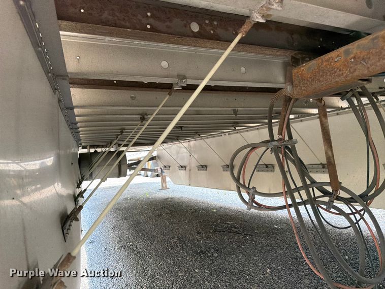 image for item FK3149 2013 Utility VS2RA refrigerated van trailer