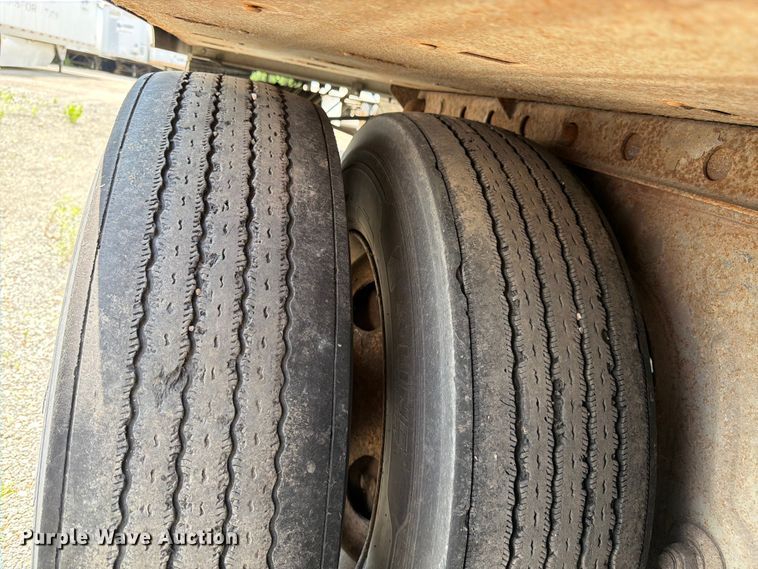 image for item FK3149 2013 Utility VS2RA refrigerated van trailer