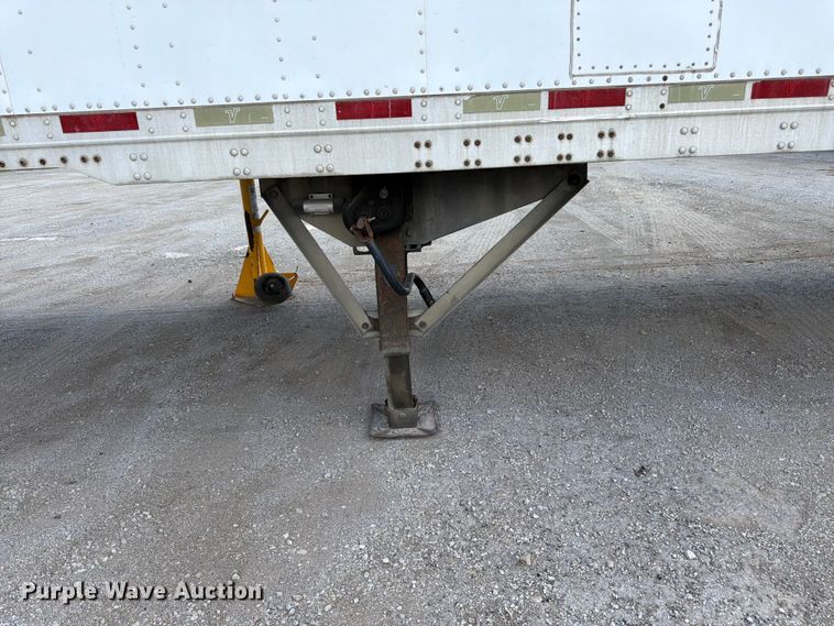image for item FK3150 2006 Vanguard dry van trailer